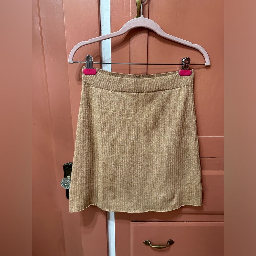 Free people - short split skirt tan size:L